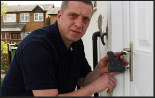 Phoenix Express Locksmith Phoenix, AZ 602-687-4410 Phoenix Express Locksmith Phoenix, AZ 602-687-4410 - 6-door-repair